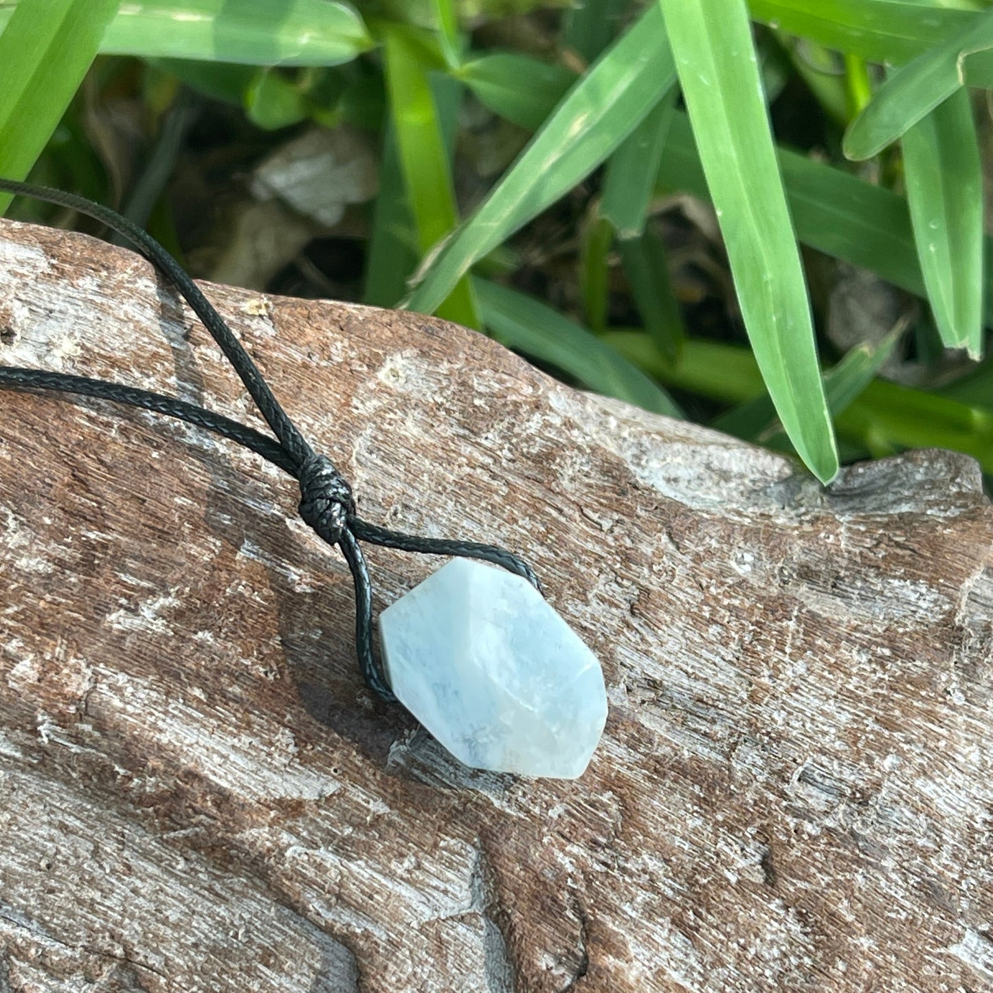 "Great White" Aquamarine Free Form Stone Cotton Necklace