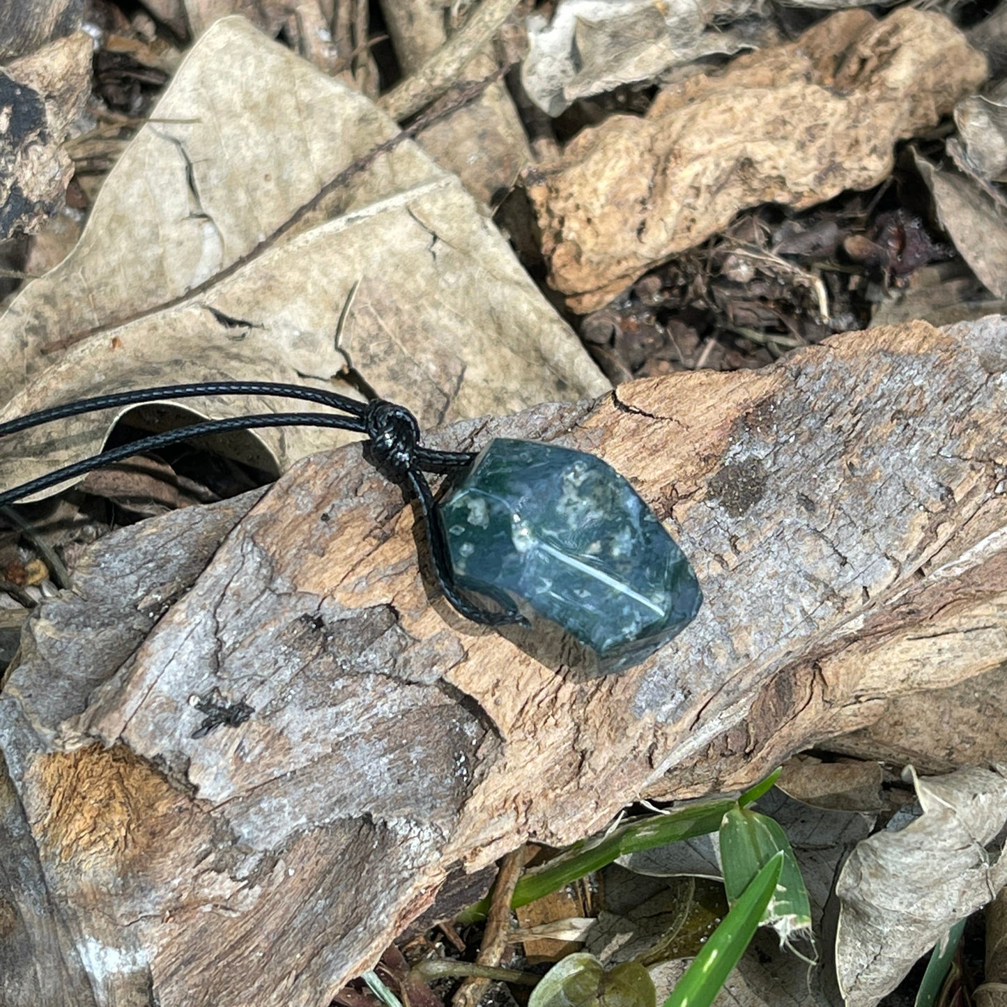 "Snoqualmie Falls" Raw Stone Green Moss Agate on Cotton Necklace