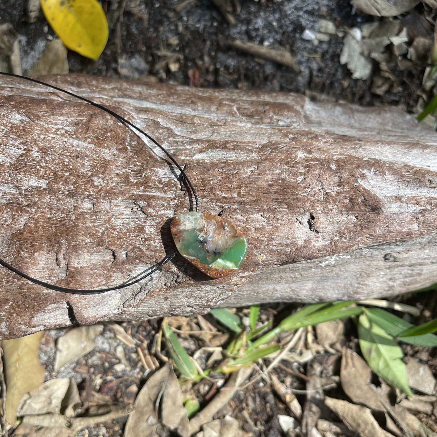 "Conscientious" Chrysoprase Tear Cotton Necklace