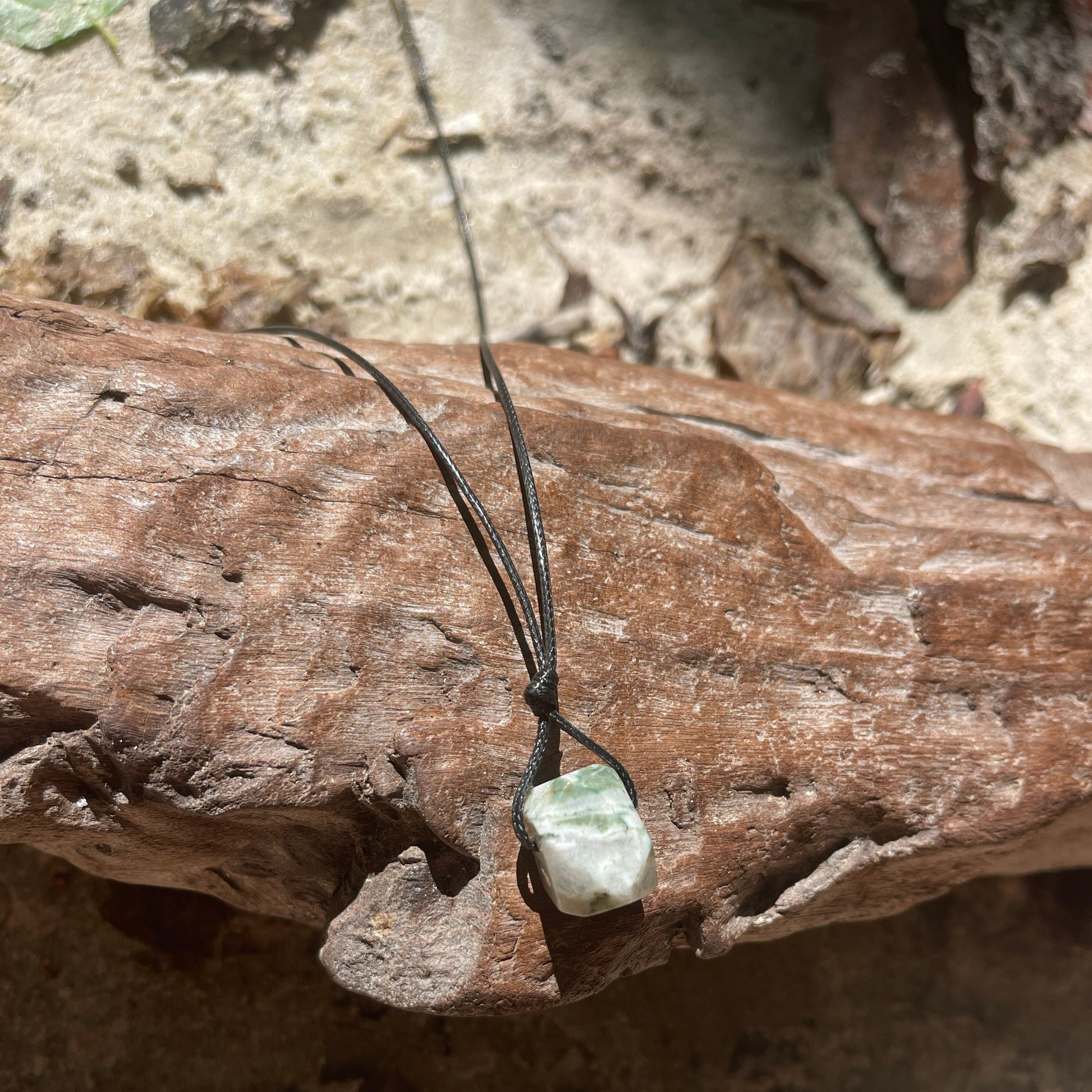 tree agate necklace