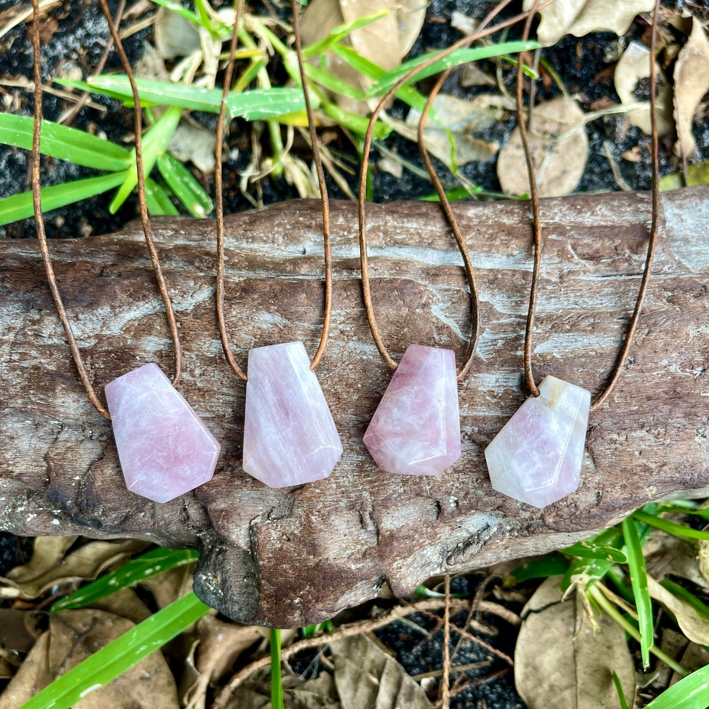 "Bermuda" Midnight Pink Rose Quartz Leather Necklace