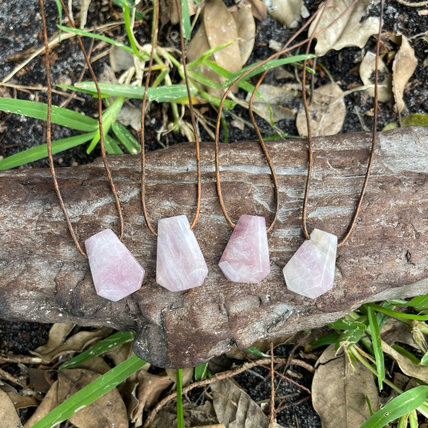 rose quartz necklace