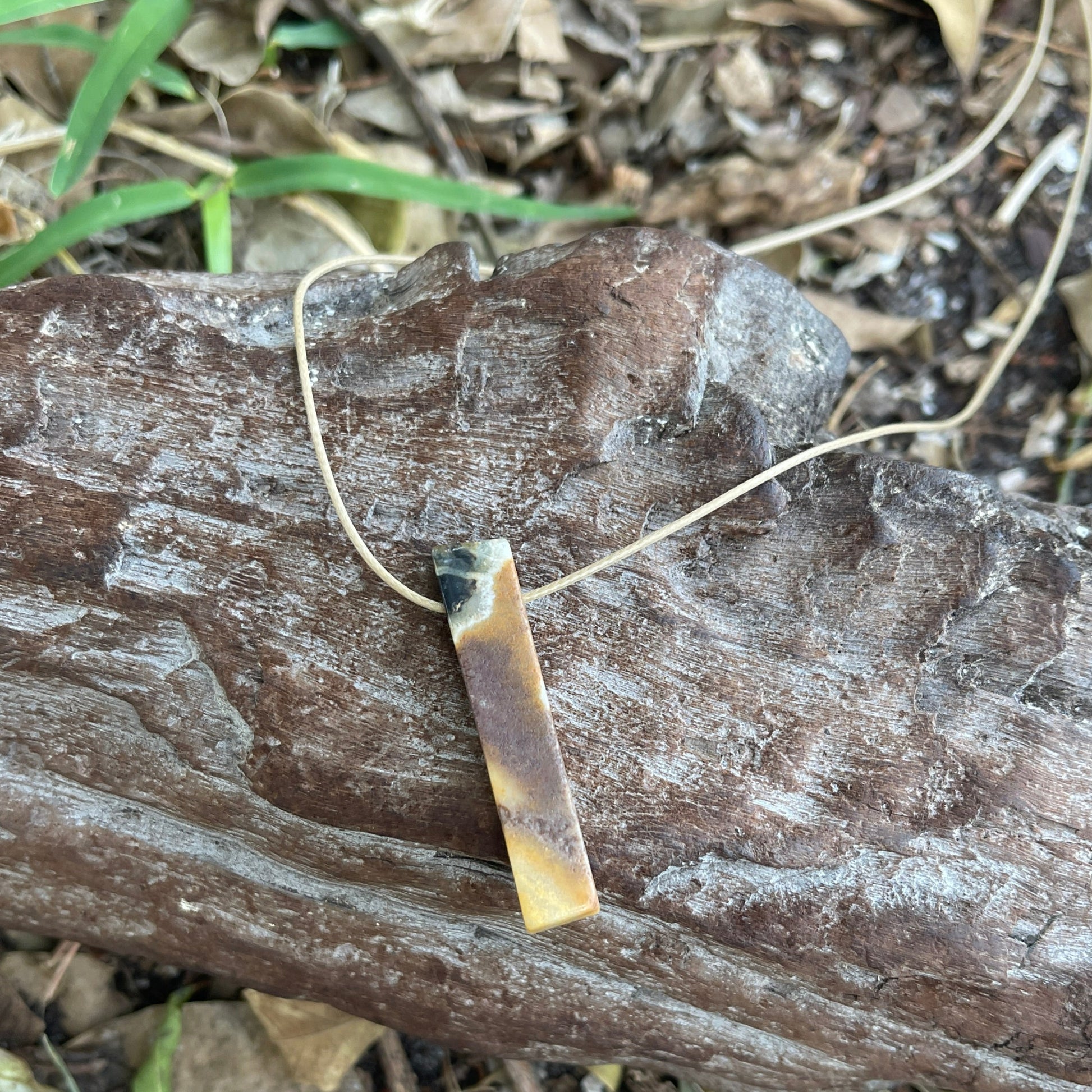 yellow stone natural necklace