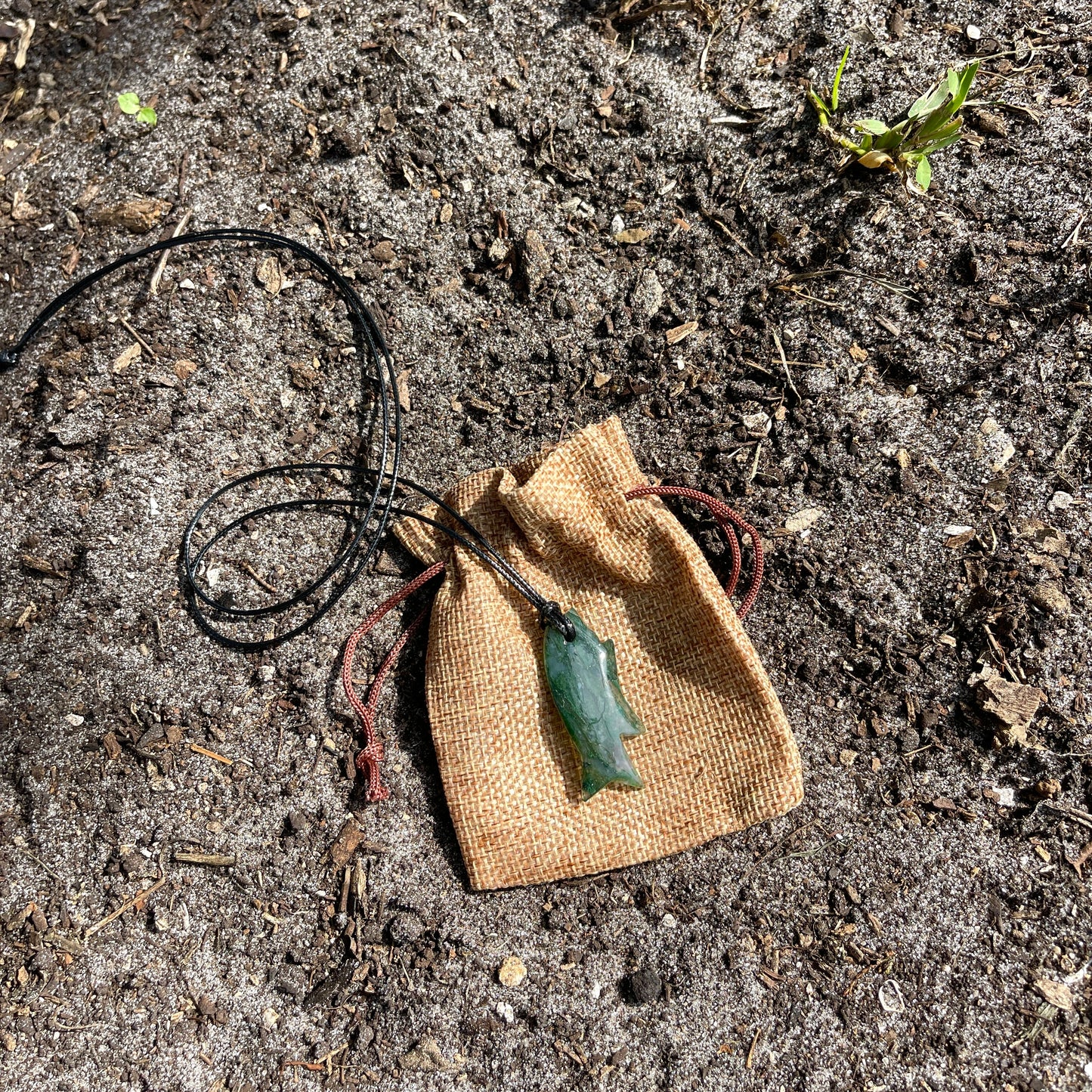 "Enchanting Seas" Brillant Green Moss Agate Fish On Waxed Cotton Necklace