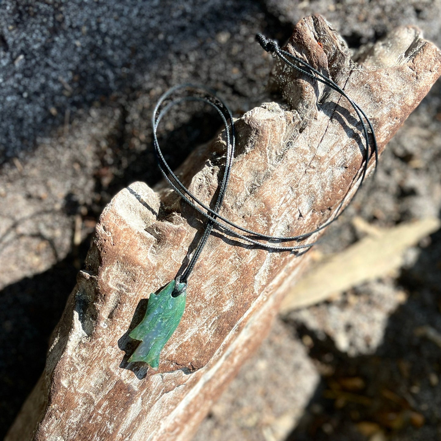 "Enchanting Seas" Brillant Green Moss Agate Fish On Waxed Cotton Necklace