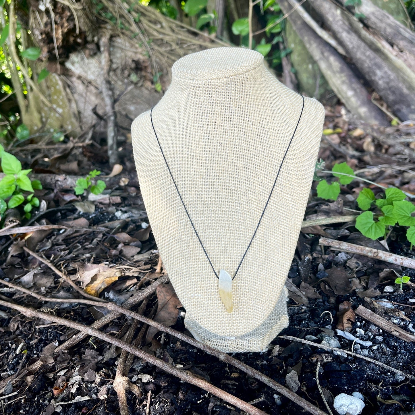 "Beachwalk" Yellow Lemon Crackled Citrine Cord Necklace