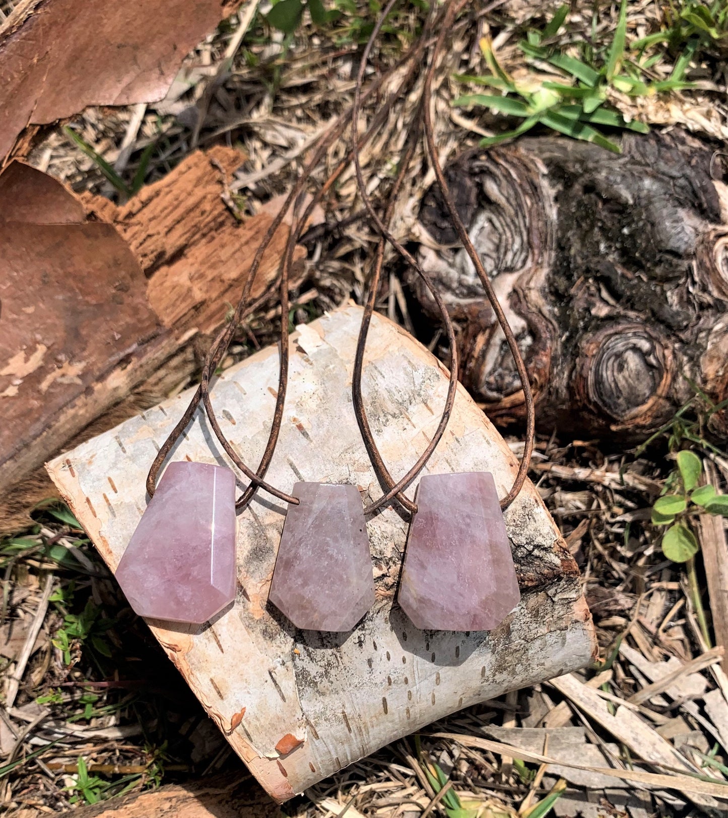 "Bermuda" Midnight Pink Rose Quartz Leather Necklace