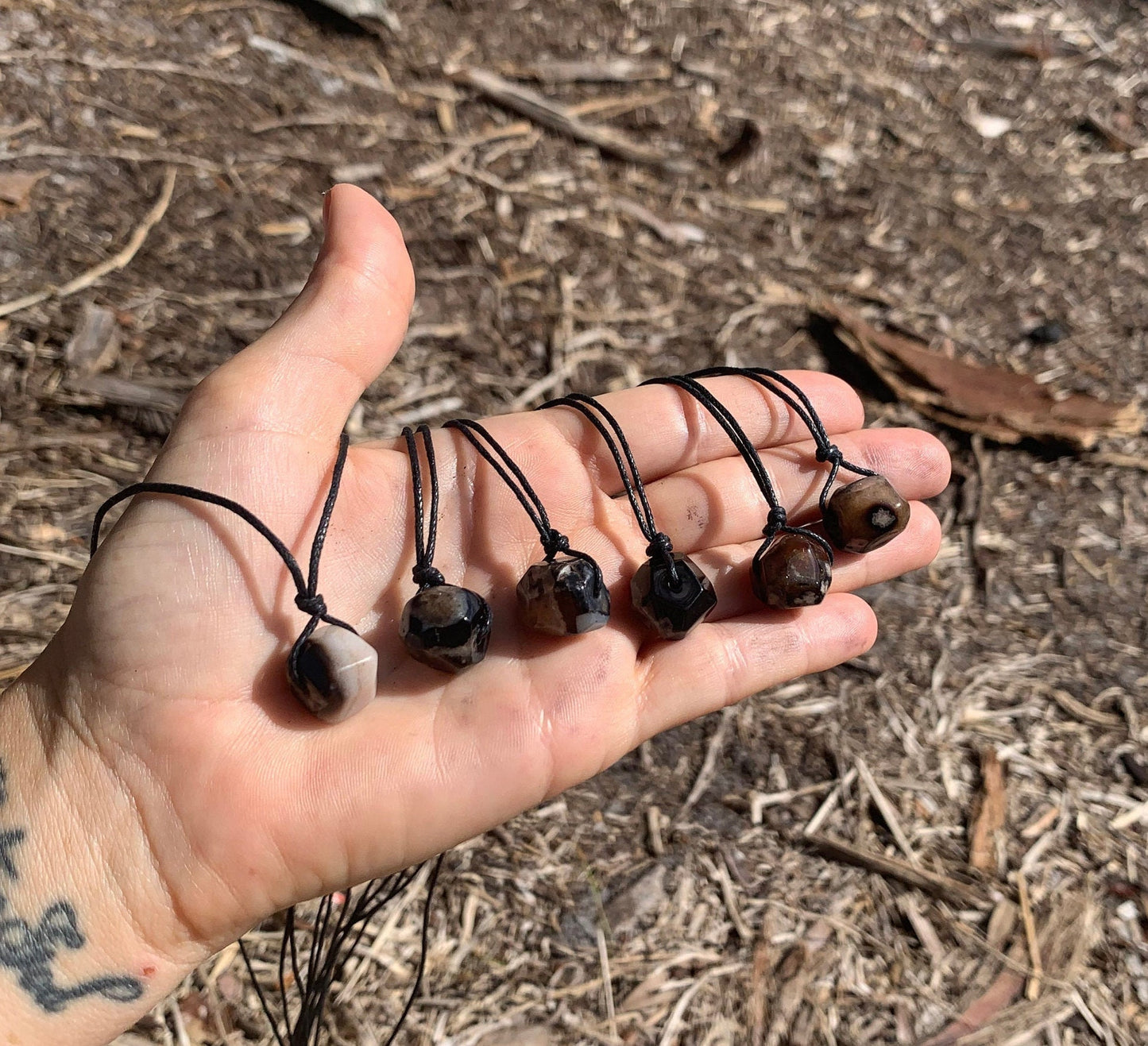 "Nightmares" Black Flower Agate Cotton Necklace